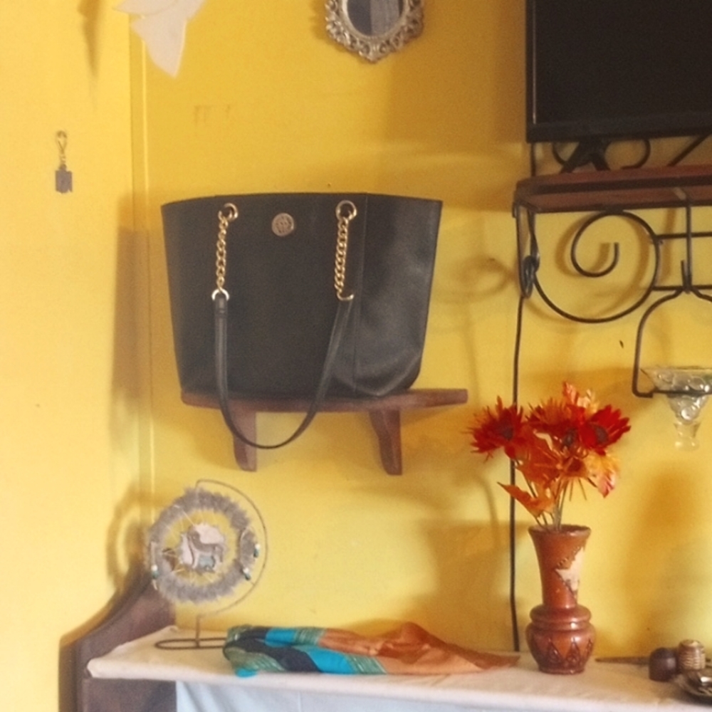 Anne Klein "Black & Gold" Beautiful Condition!